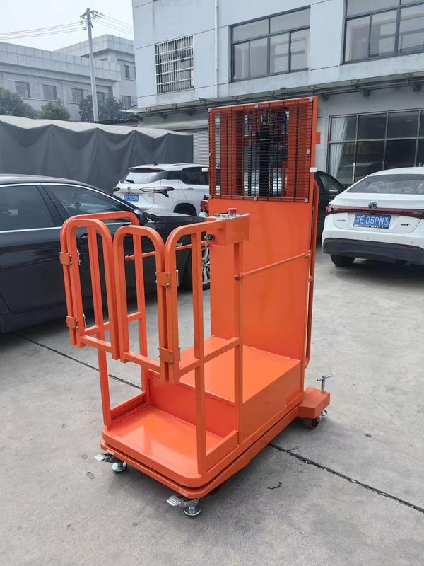 Factory Price Small Lifting Platform Electric Goods Picker Platform Lifts for Warehouse