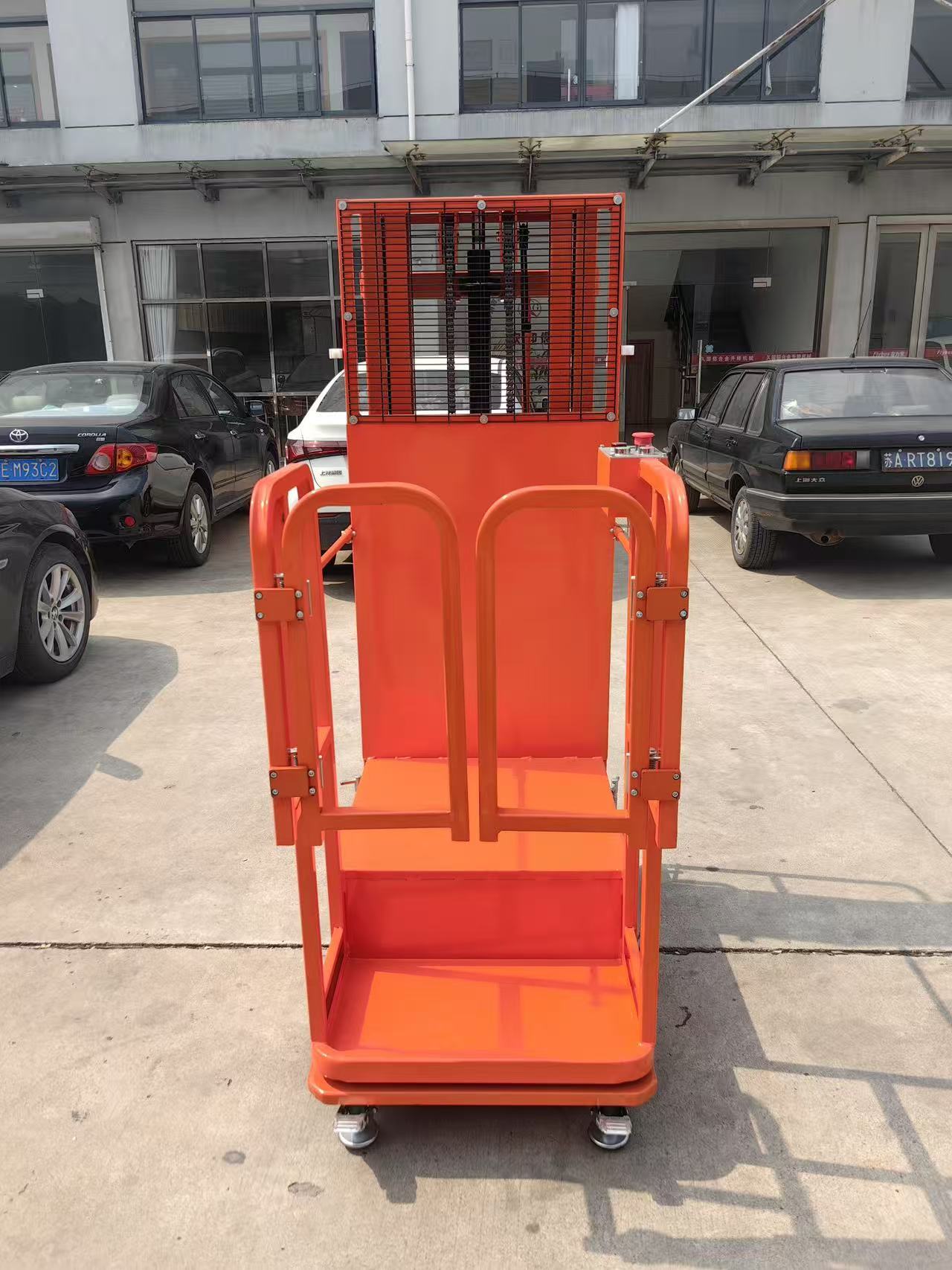Factory Price Small Lifting Platform Electric Goods Picker Platform Lifts for Warehouse